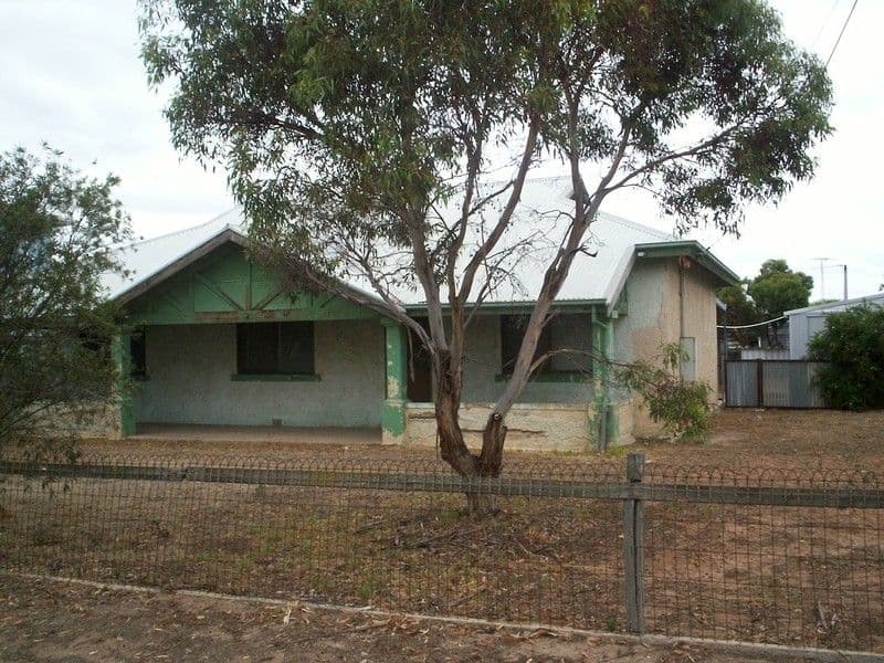 231 Railway Tce., TAILEM BEND SA 5259, Tailem Bend - Image 1