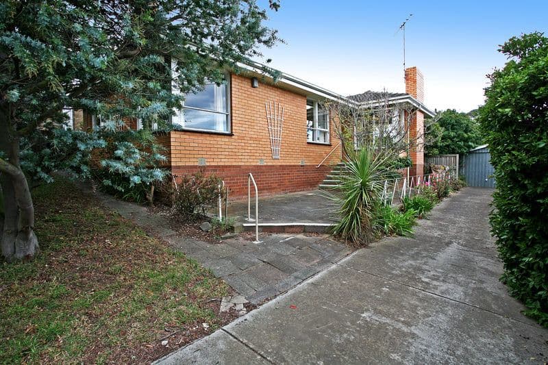 14 Elizabeth Street, HIGHTON VIC 3216, Highton - Image 1