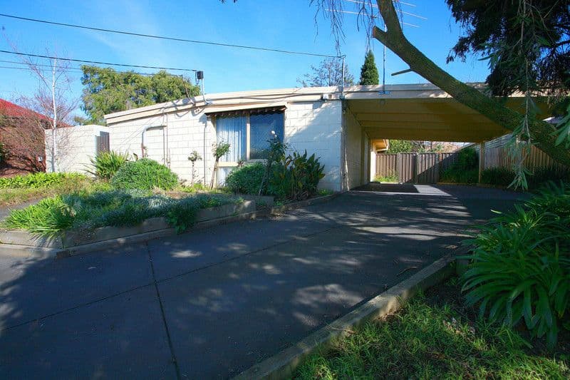 4 Scenic Court, DANDENONG NORTH VIC 3175, Dandenong North - Image 1