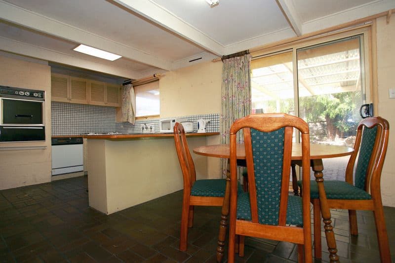 4 Scenic Court, DANDENONG NORTH VIC 3175, Dandenong North - Thumbnail 3