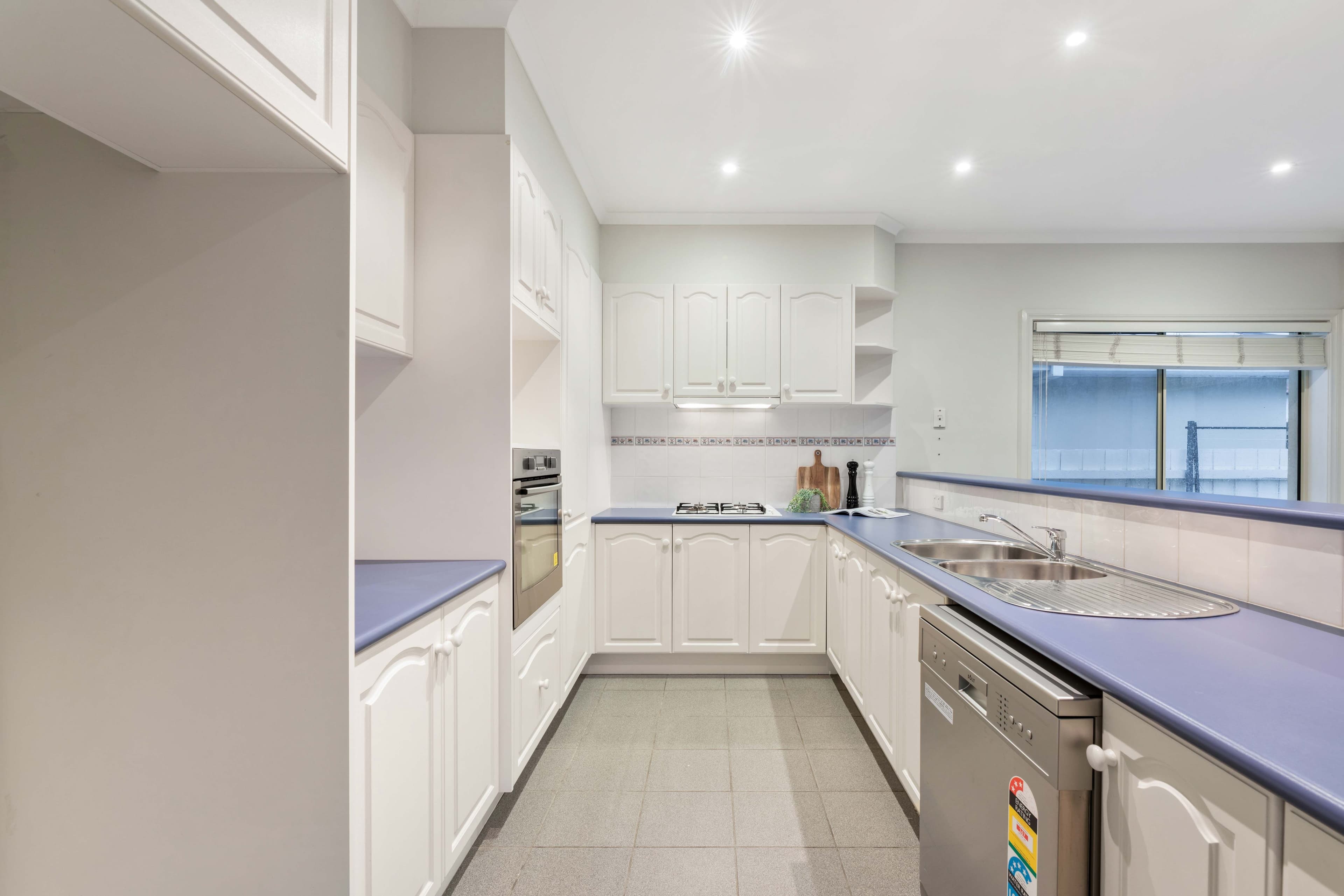2 Conservatory Drive, Burwood VIC 3125, Burwood - Thumbnail 3