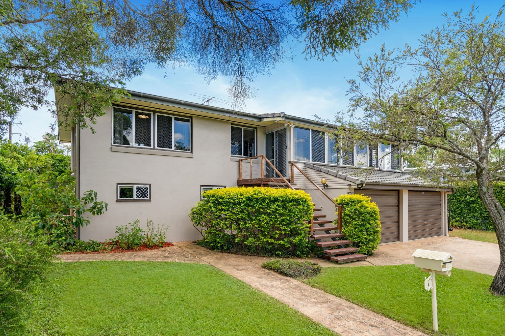 4 Stephenson Street, Oxley QLD 4075, Oxley - Thumbnail 2
