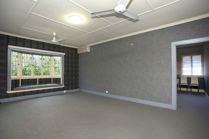 34 Austral Avenue, GRACEVILLE QLD 4075, Graceville - Thumbnail 3