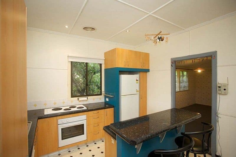 34 Austral Avenue, GRACEVILLE QLD 4075, Graceville - Thumbnail 4