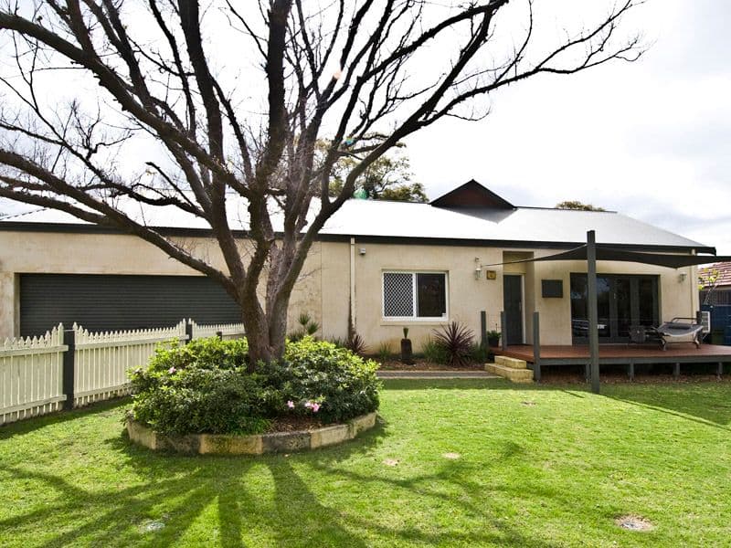4 Leyland Street, ST JAMES WA 6102, St James - Image 1