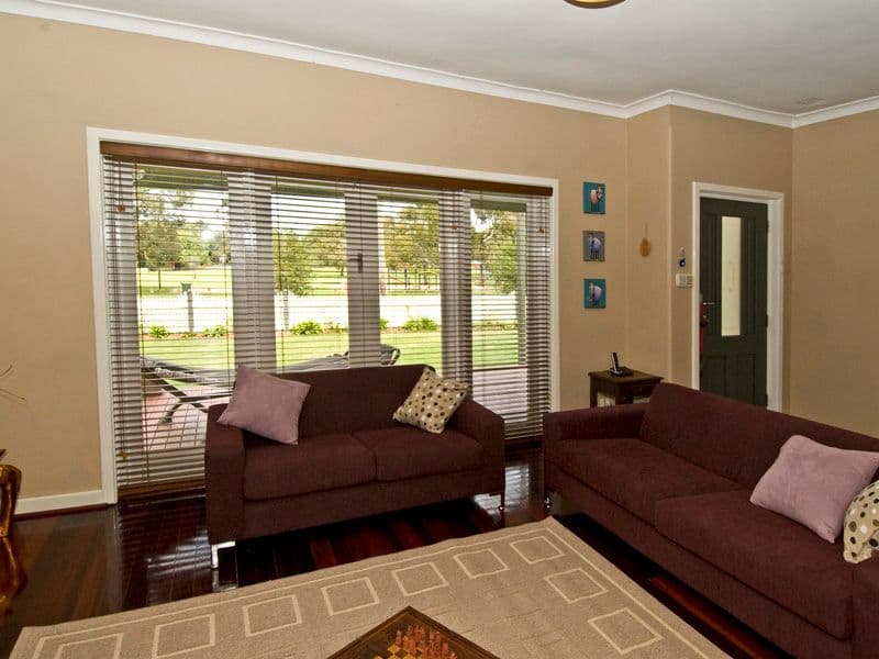4 Leyland Street, ST JAMES WA 6102, St James - Thumbnail 4
