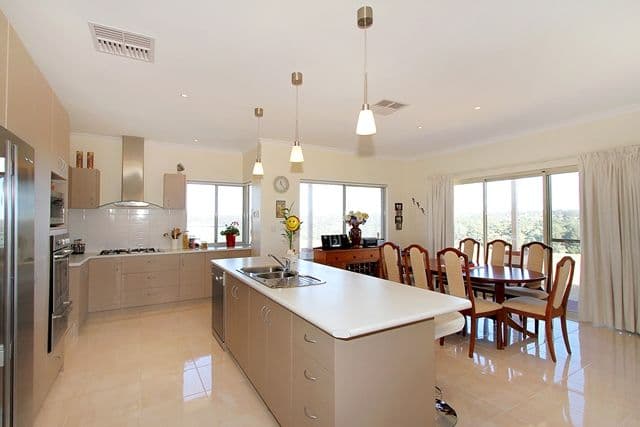 101 Limousin Way, LOWER CHITTERING WA 6084, Lower Chittering - Thumbnail 5