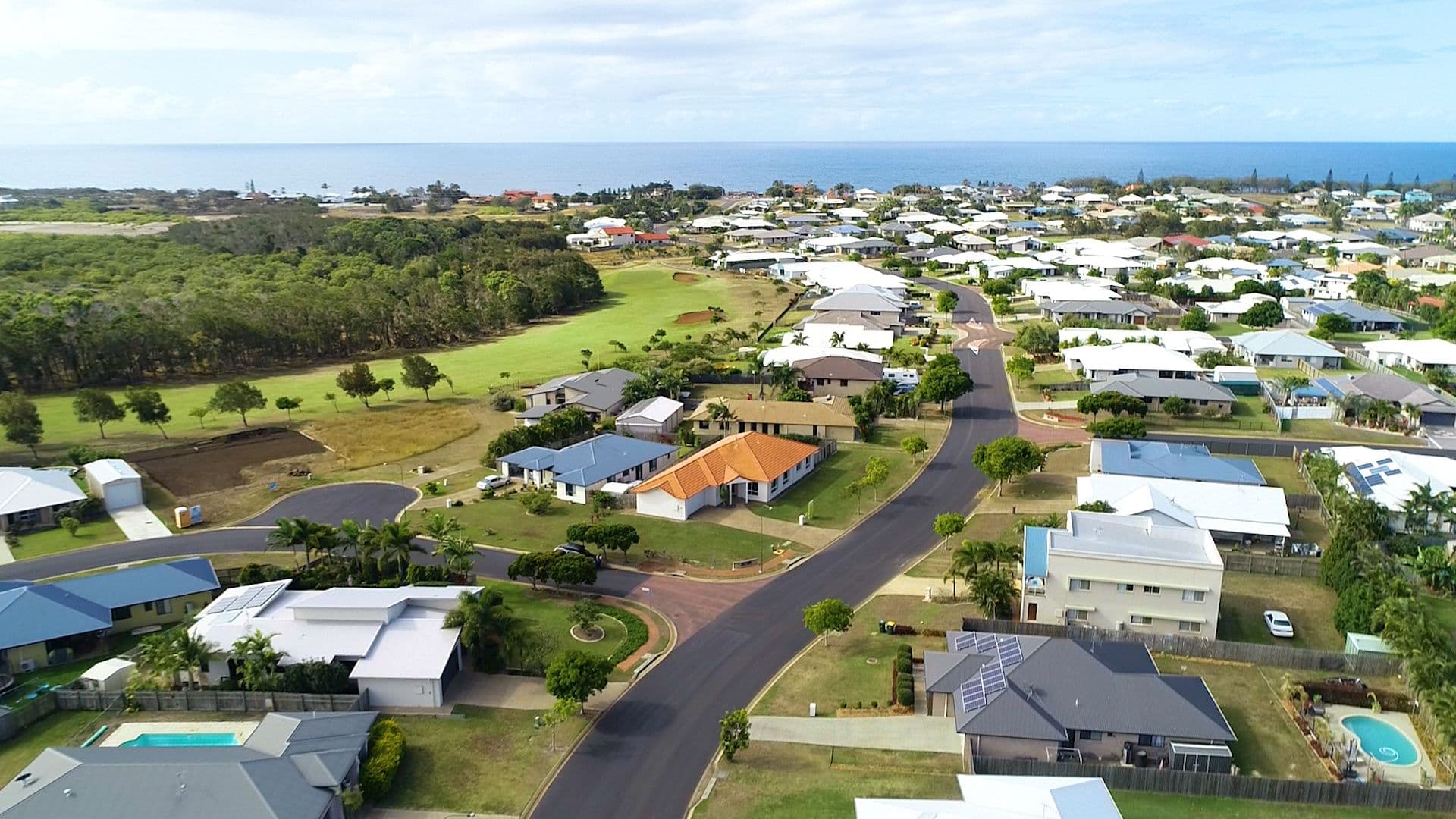 54 Bisdee Street, Coral Cove QLD 4670, Coral Cove - Thumbnail 2
