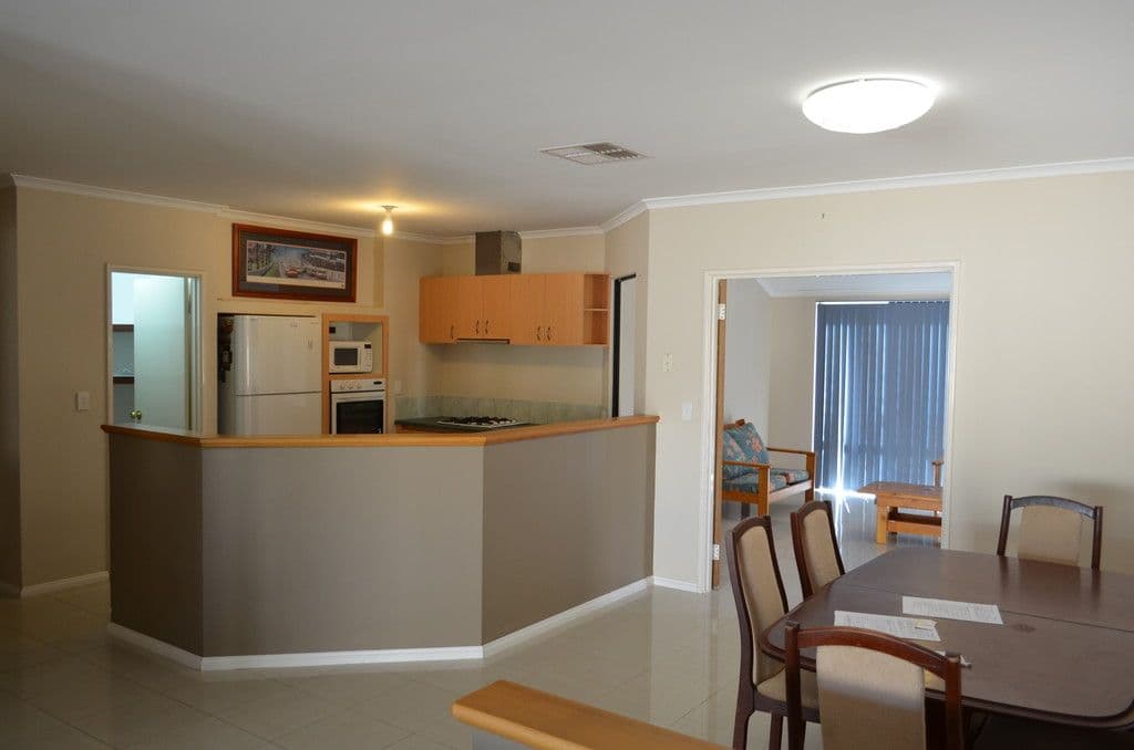 40 Burnside Terrace, Canning Vale WA 6155, Canning Vale - Thumbnail 6