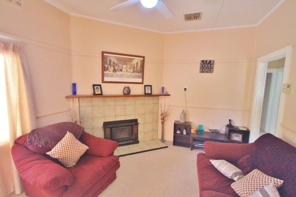 22 Brock Street, Young - Thumbnail 3