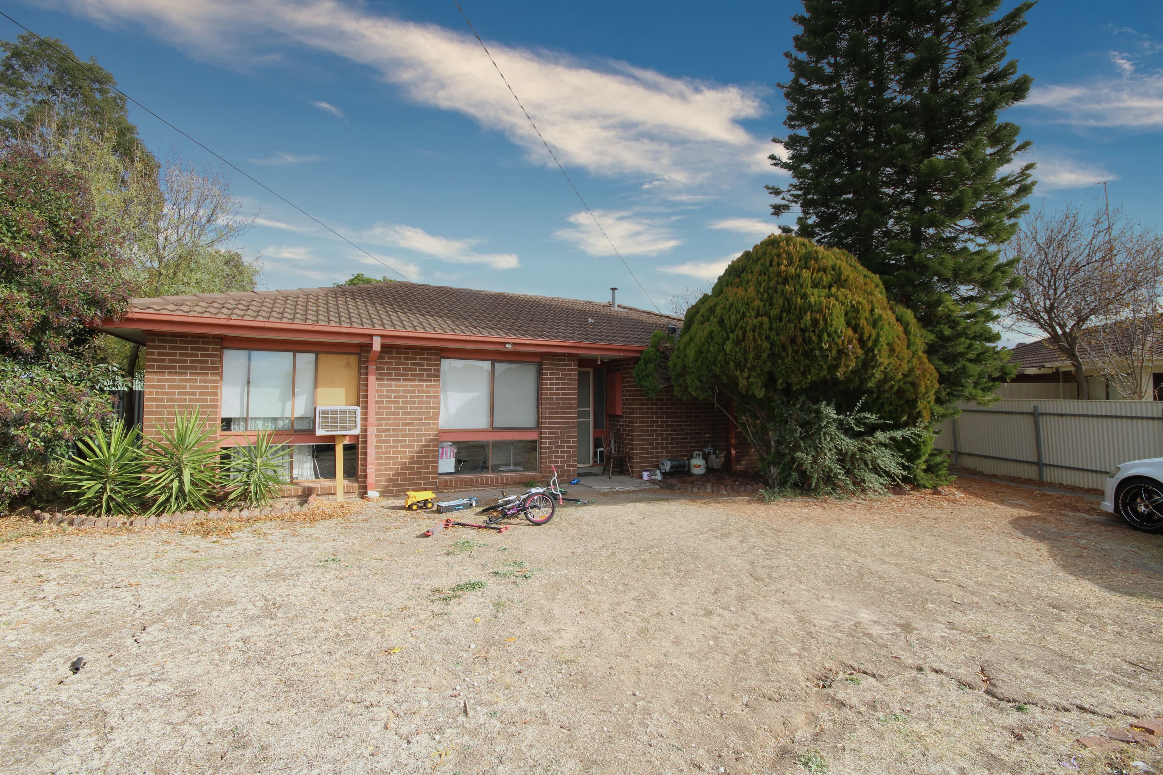 4 Calder Court, Horsham VIC 3400, Horsham - Image 1