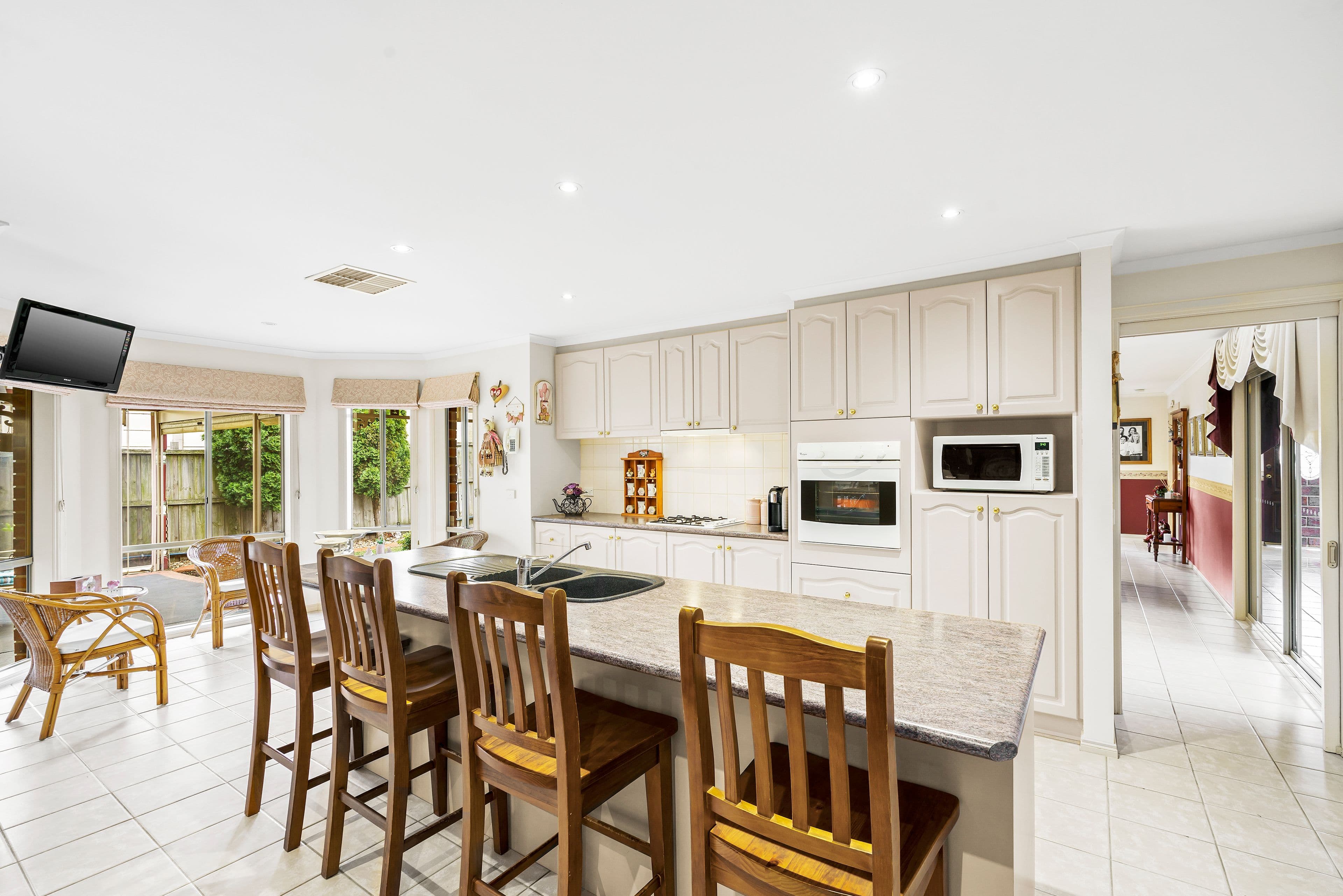 27 Citriodora Circuit, Sunbury VIC 3429, Sunbury - Thumbnail 3