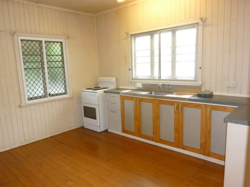 11 Boland Street, WESTCOURT QLD 4870, Westcourt - Thumbnail 3