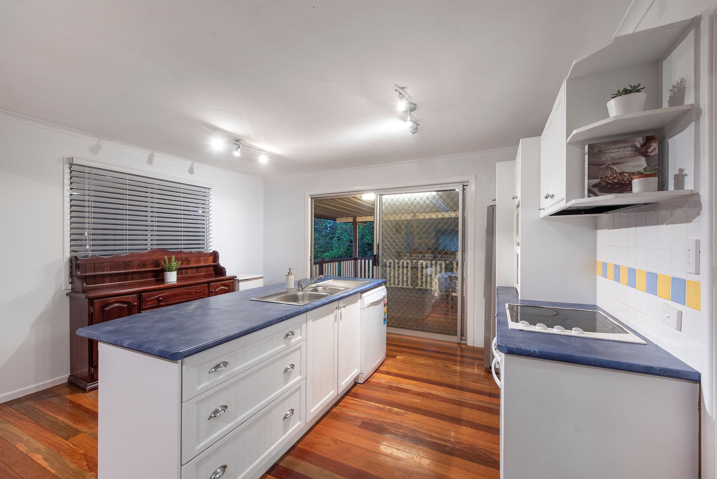 19 Winston Street, Rochedale South QLD 4123, Rochedale South - Thumbnail 2