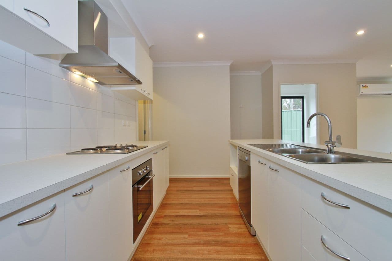 25A Shakespere Street, Heathcote VIC 3523, Heathcote - Thumbnail 2