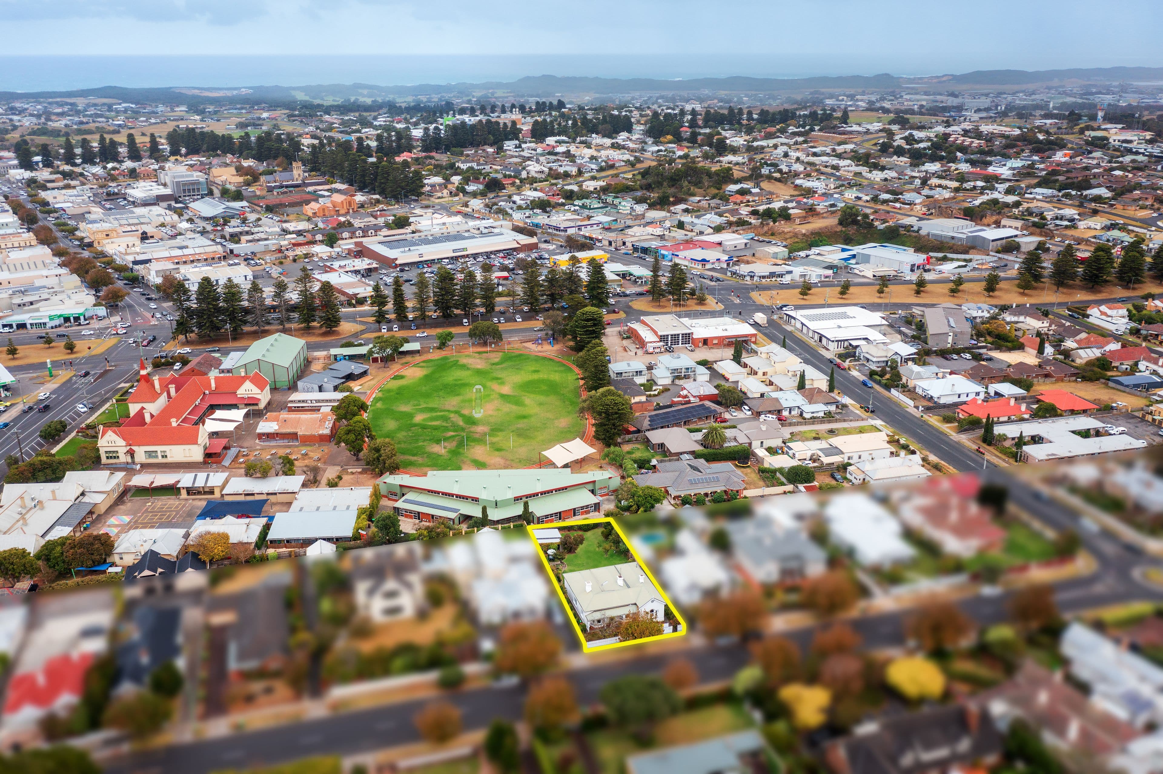 13 Canterbury Road, Warrnambool VIC 3280, Warrnambool - Thumbnail 2