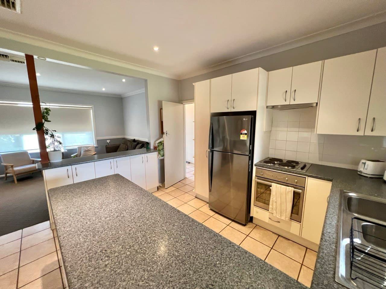 22 Thornbury Street, Parkes NSW 2870, Parkes - Thumbnail 4