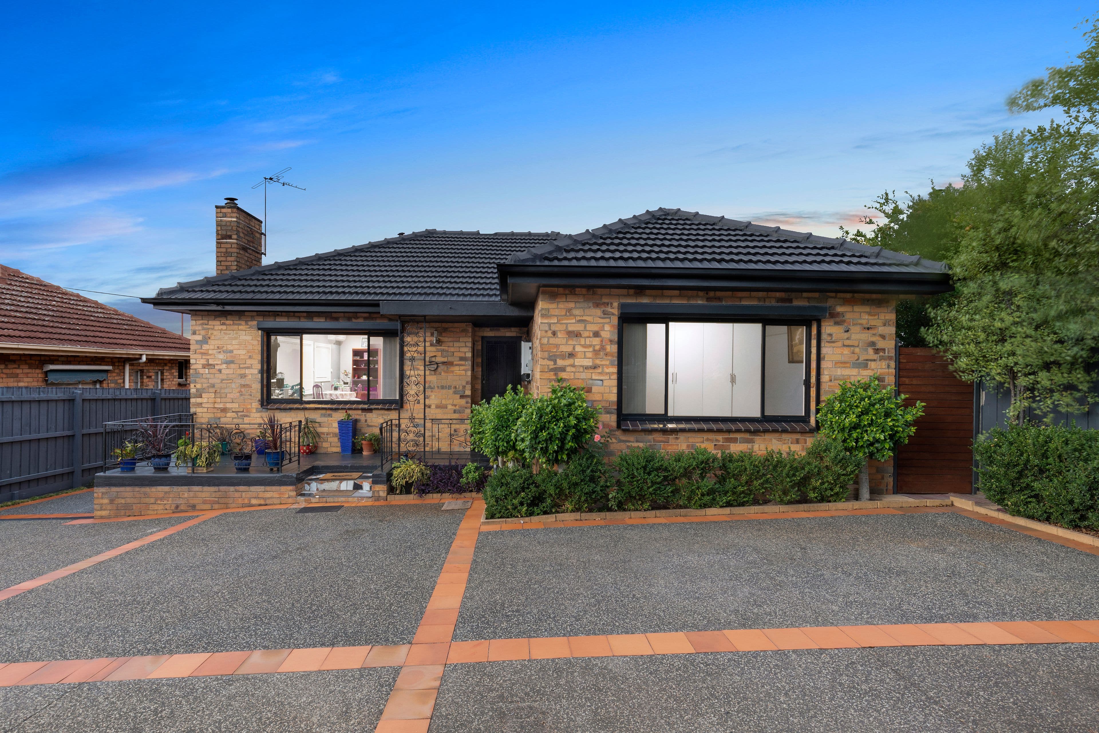 5 Barbara Street, Moorabbin VIC 3189, Moorabbin - Thumbnail 2