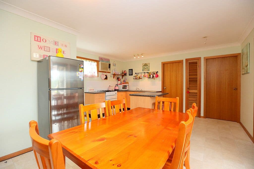 6 Vista Crescent, Chester Hill NSW 2162, Chester Hill - Thumbnail 6