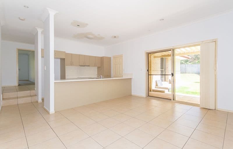 7 Coomera Heights, Pimpama QLD 4209, Pimpama - Thumbnail 2