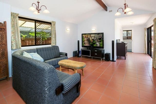 16 Benalla Street, WARANA QLD 4575, Warana - Thumbnail 2