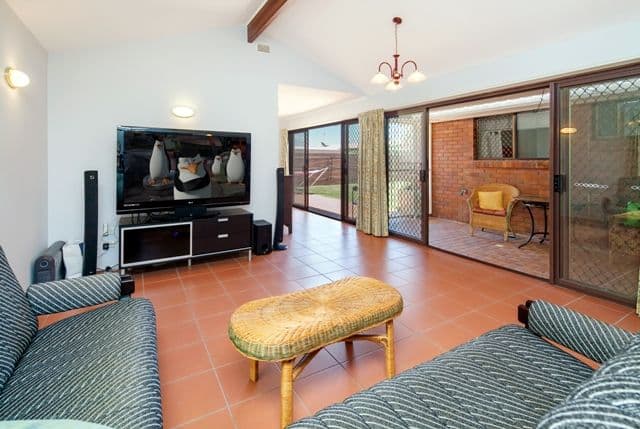 16 Benalla Street, WARANA QLD 4575, Warana - Thumbnail 5