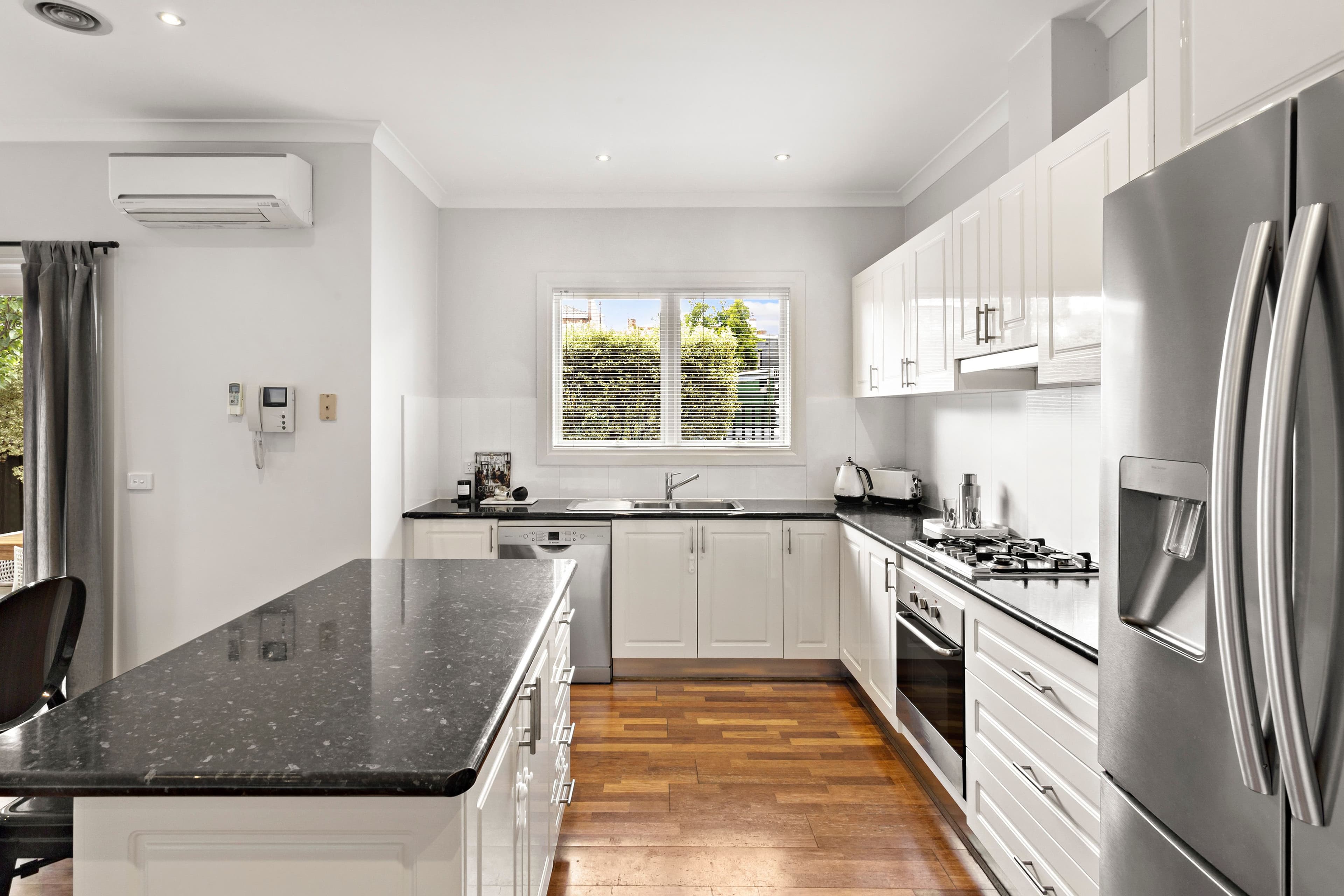 74 Fisher Street, Malvern East VIC 3145, Malvern East - Thumbnail 4