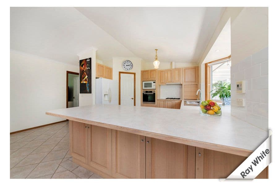 2 Whiteside Court, NICHOLLS ACT 2913, Nicholls - Thumbnail 5