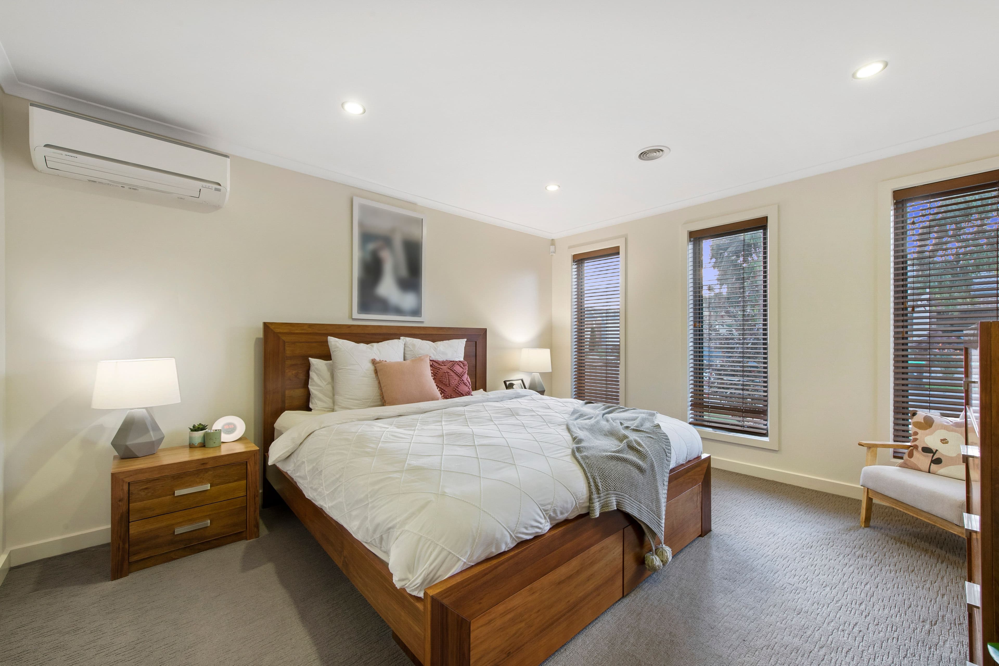 9 Wilkins Crescent, Burnside Heights VIC 3023, Burnside Heights - Thumbnail 3