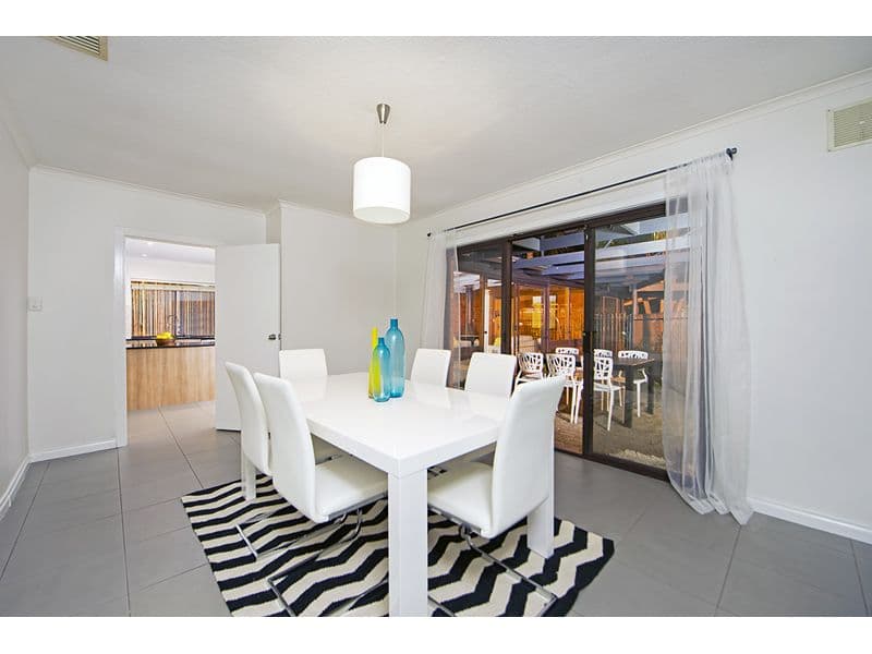 54 Carbenet Drive, Hackham SA 5163, Hackham - Thumbnail 5