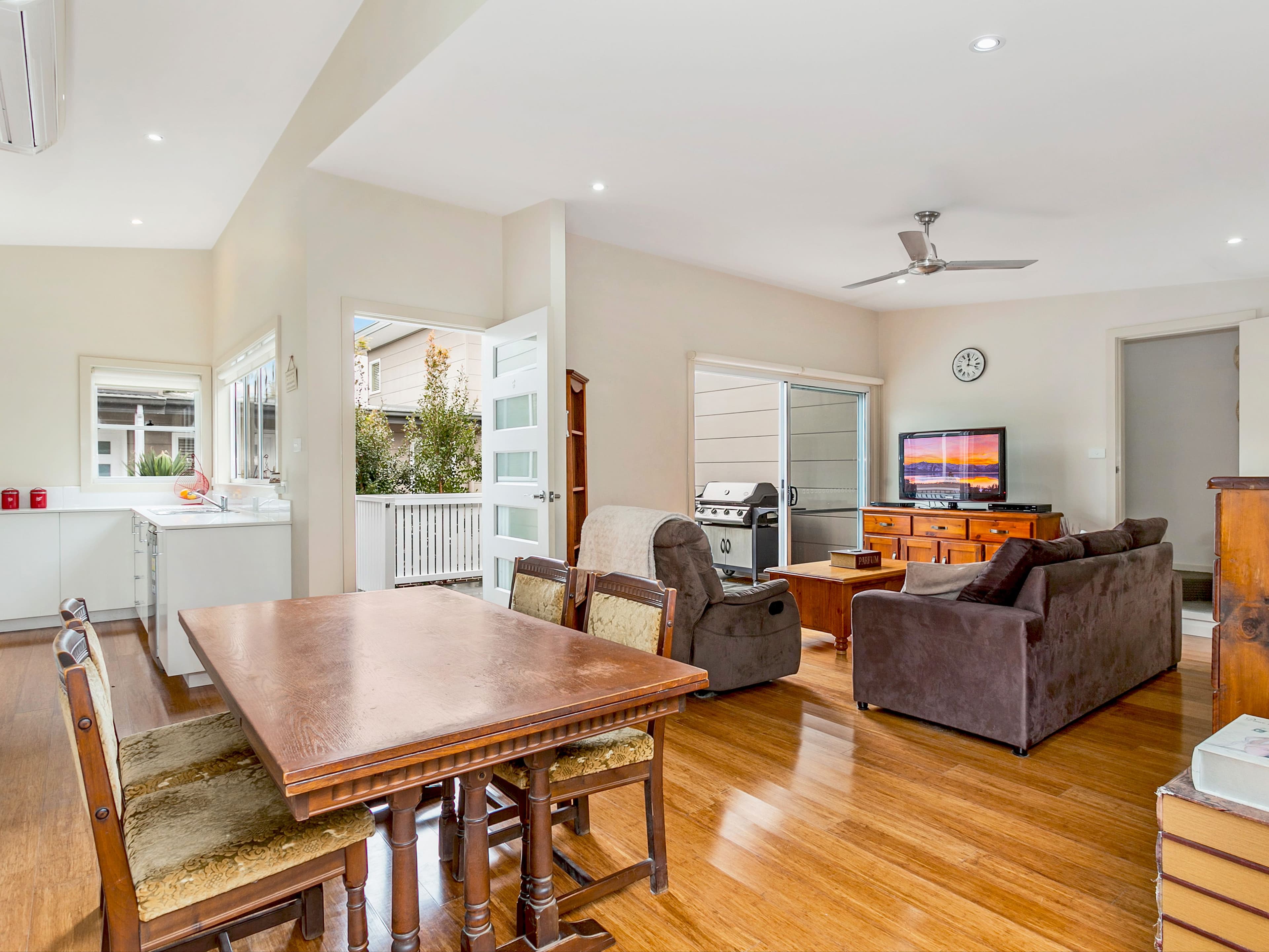 43 Laurina Avenue, Helensburgh - Image 1