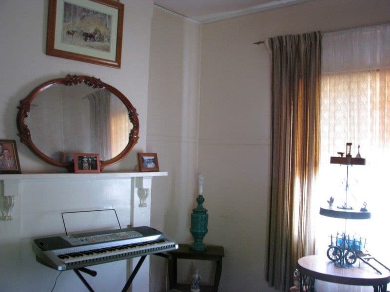 82 Thomas Lane, BROKEN HILL NSW 2880, Broken Hill - Thumbnail 5