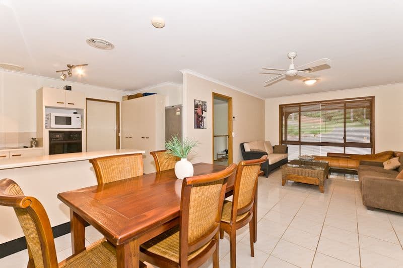 1 Jancy Court, SAMFORD VALLEY QLD 4520, Samford Valley - Thumbnail 3