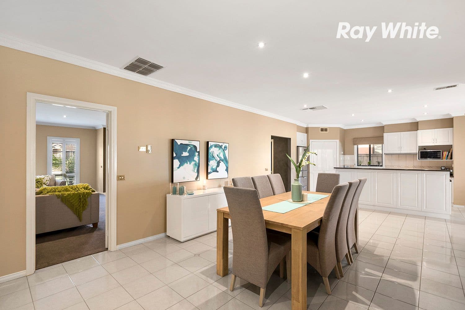 4 Ruby Place, Dingley Village VIC 3172, Dingley Village - Thumbnail 4