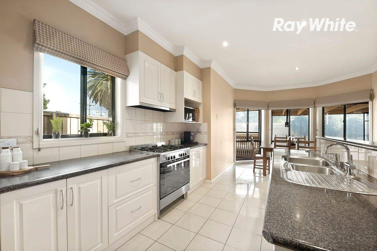 4 Ruby Place, Dingley Village VIC 3172, Dingley Village - Thumbnail 5