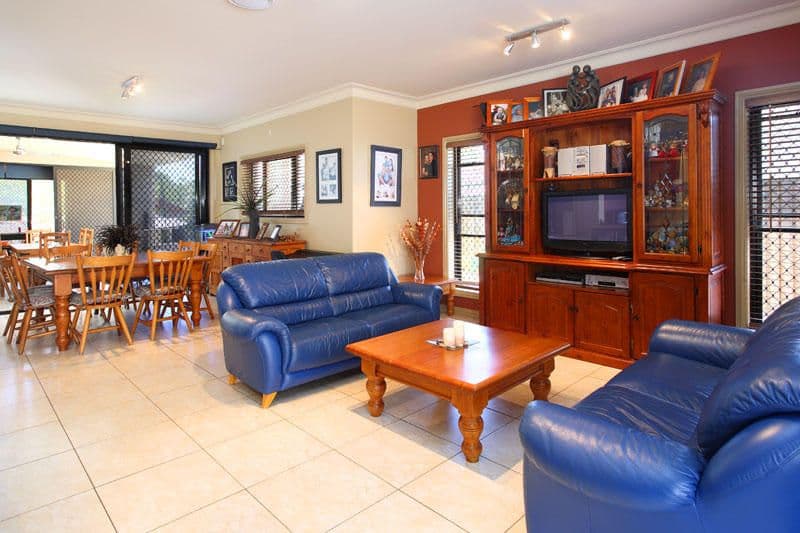 2 Capella Place, BRIDGEMAN DOWNS QLD 4035, Bridgeman Downs - Thumbnail 3