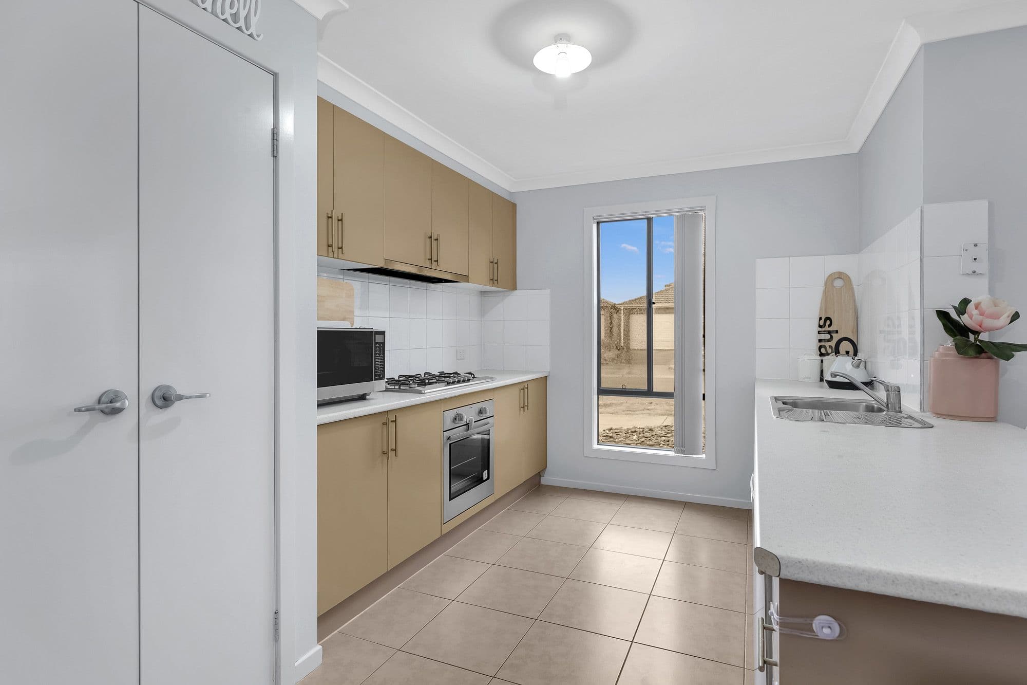 1 Phillip Drive, Wyndham Vale VIC 3024, Wyndham Vale - Thumbnail 2