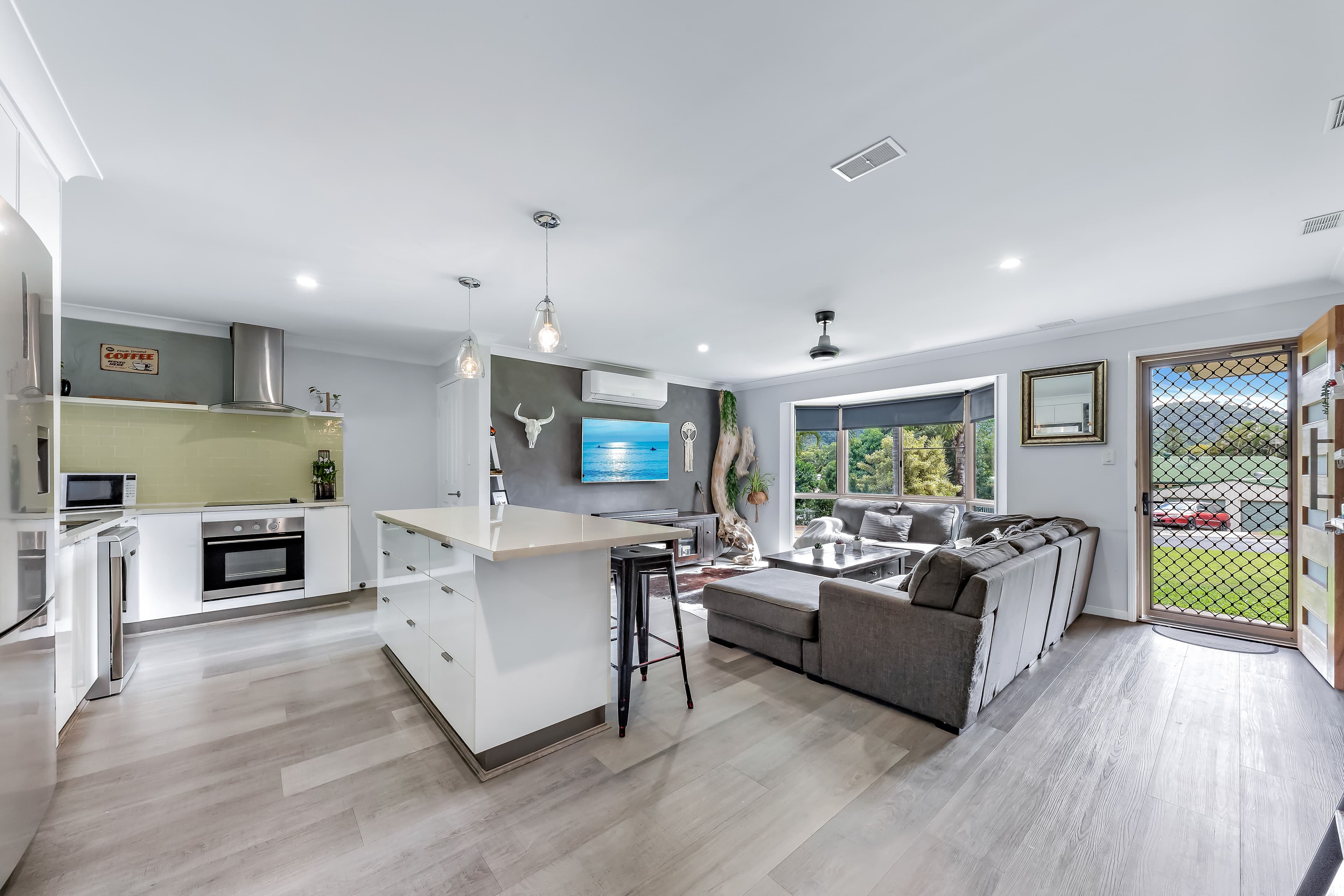 18 Kingfisher Terrace, Jubilee Pocket QLD 4802, Jubilee Pocket - Thumbnail 3