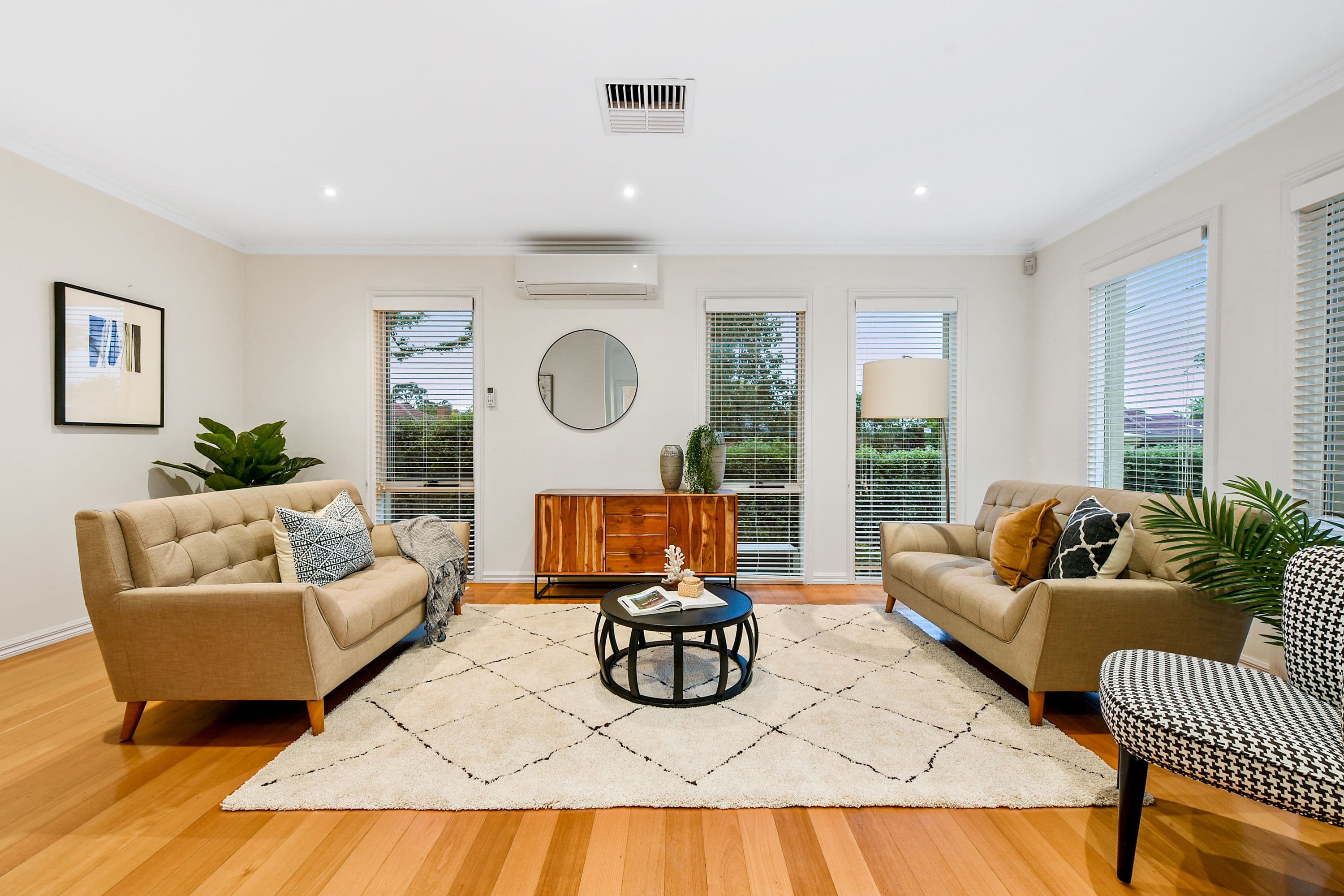 1 Kerrie Road, Glen Waverley VIC 3150, Glen Waverley - Thumbnail 2