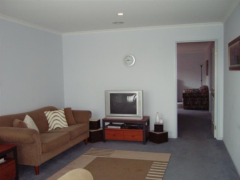 19 Stephellen Way, CRANBOURNE WEST VIC 3977, Cranbourne West - Thumbnail 2