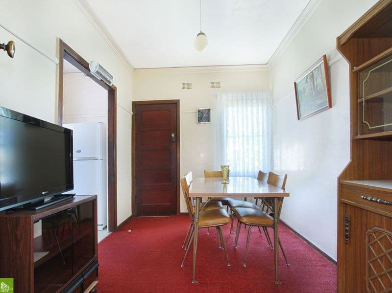 2 Albert Street, UNANDERRA NSW 2526, Unanderra - Thumbnail 3
