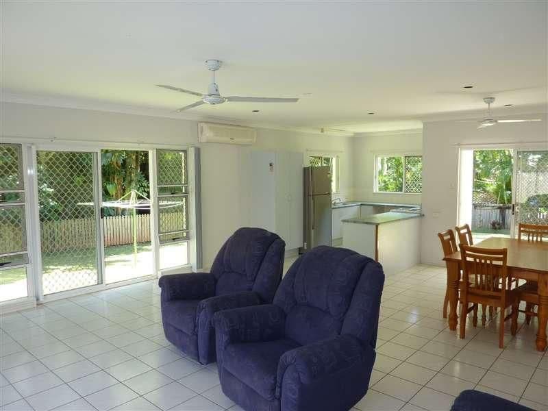 52 Callum Street, MOOROOBOOL QLD 4870, Mooroobool - Thumbnail 3