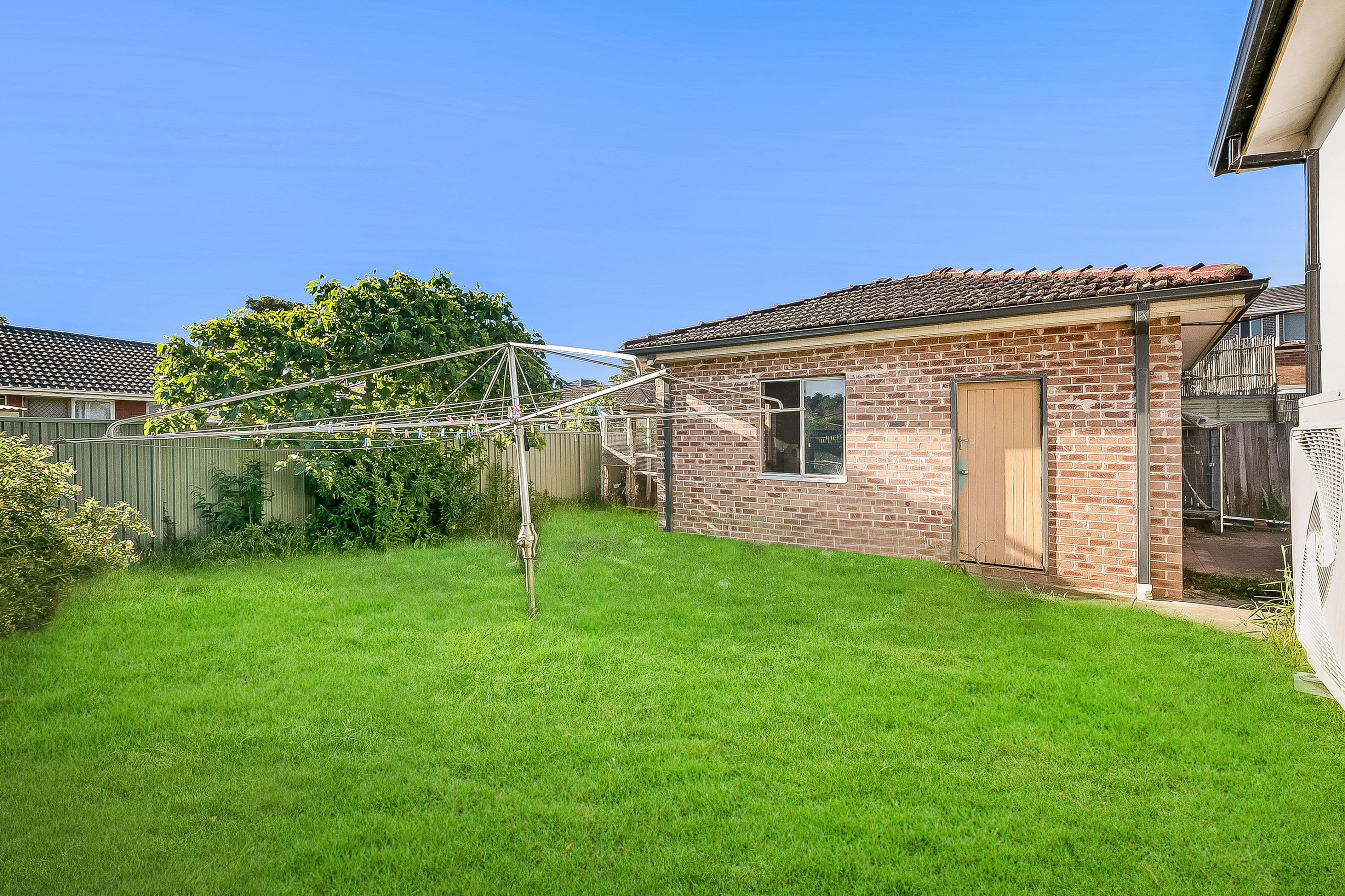27 Mazarin Street, Riverwood - Thumbnail 5