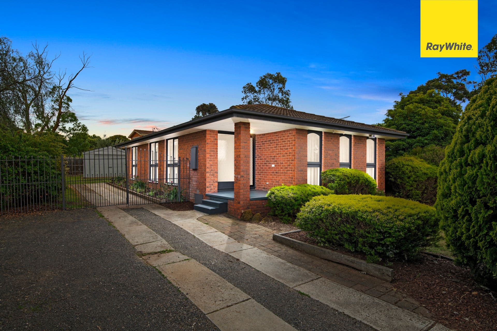 1 Chelmsford Way, Melton West VIC 3337, Melton West - Image 1