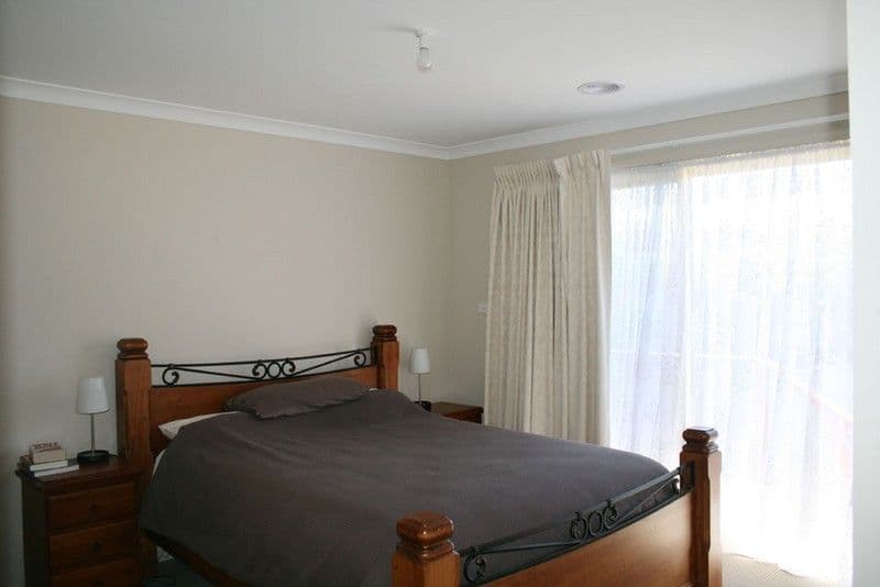 24 Julian Place, YASS NSW 2582, Yass - Thumbnail 5