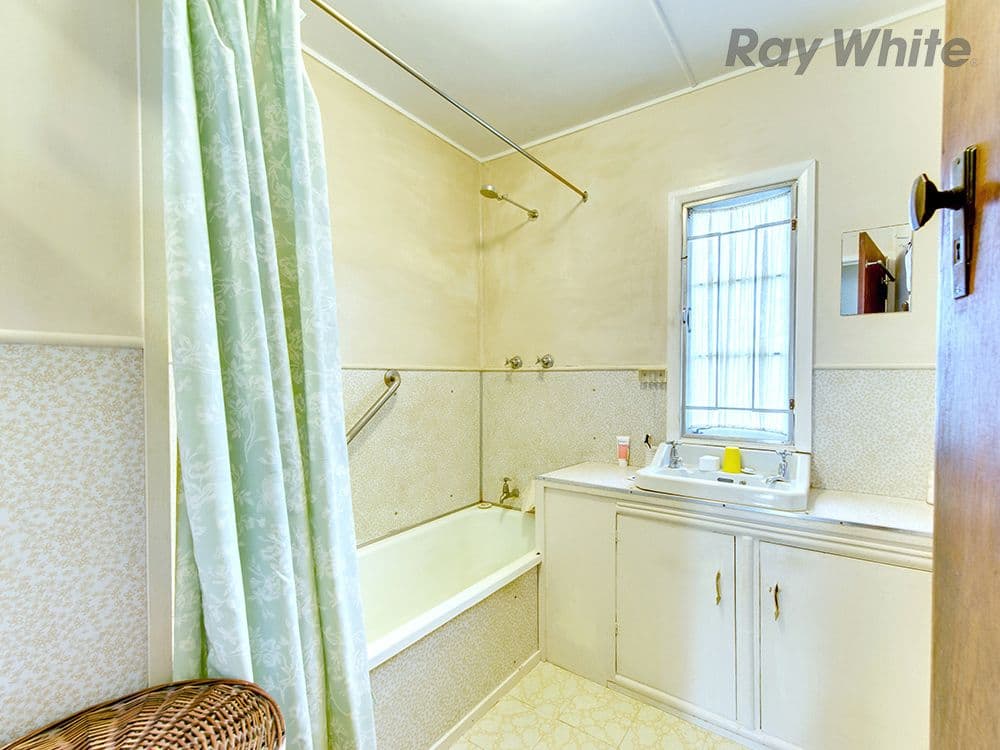 130 Logan Street, Eagleby QLD 4207, Eagleby - Thumbnail 8