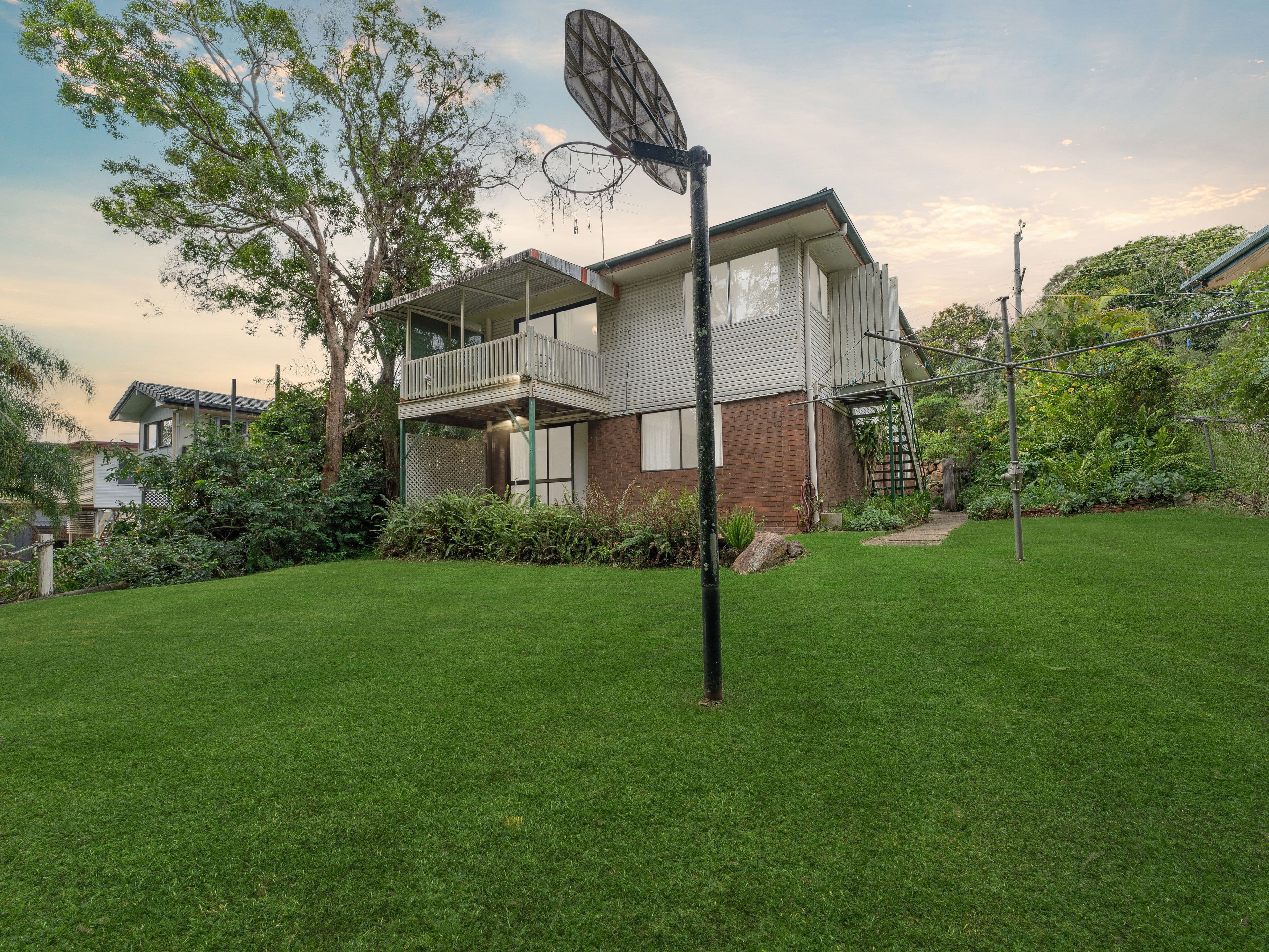 147 Kylie Avenue, Ferny Hills QLD 4055, Ferny Hills - Thumbnail 2