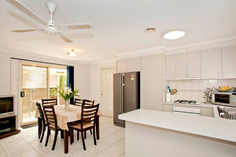 4 Hollows Court, GROVEDALE VIC 3216, Grovedale - Thumbnail 4