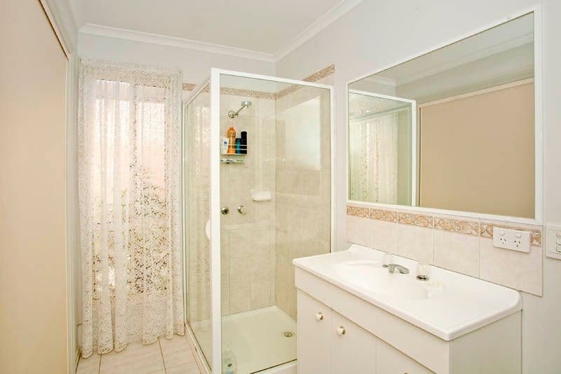 4 Hollows Court, GROVEDALE VIC 3216, Grovedale - Thumbnail 6