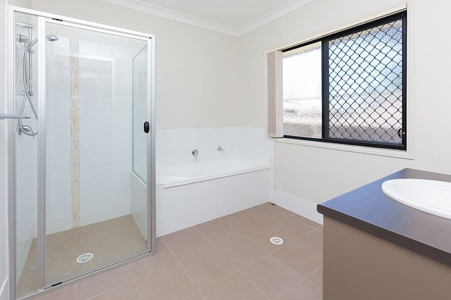 1 Lucy Court, Augustine Heights QLD 4300, Augustine Heights - Thumbnail 8